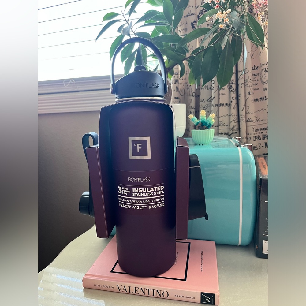 Iron Flask Stainless Steel Insulated Tumbler with 3 leak proof lids NWT